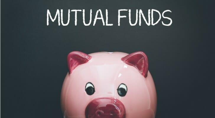 Piggy bank with &quot;MUTUAL FUNDS&quot; sign above it